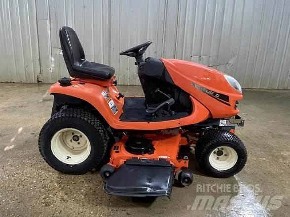 Kubota GR2110 Ráülős fűnyírók