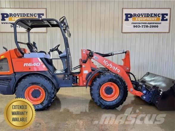 Kubota R640 Gumikerekes homlokrakodók