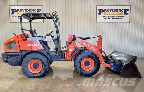 Kubota R640 Gumikerekes homlokrakodók