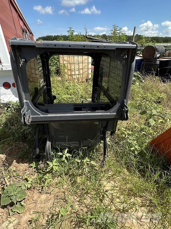 Kubota SVL Vezetőfülke és belső tartozékok
