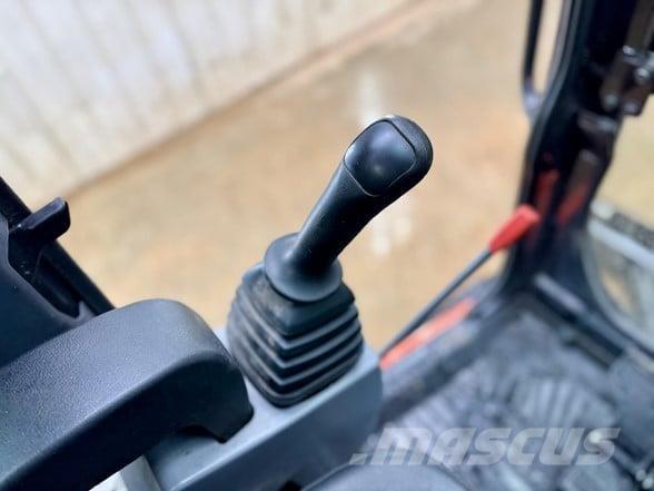 Kubota U35-4 Mini kotrók < 7t