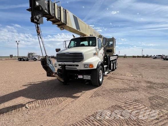 National 1400A Darus teherautók