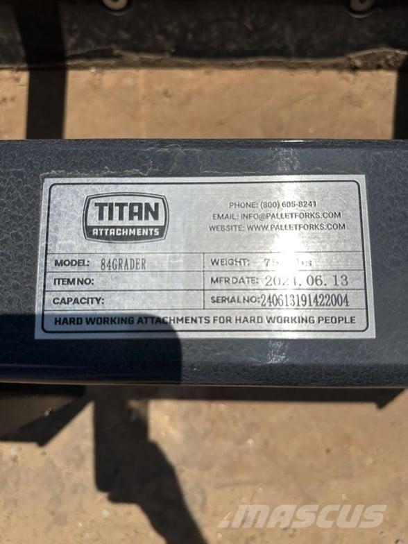 Titan  Építőipar - Egyebek