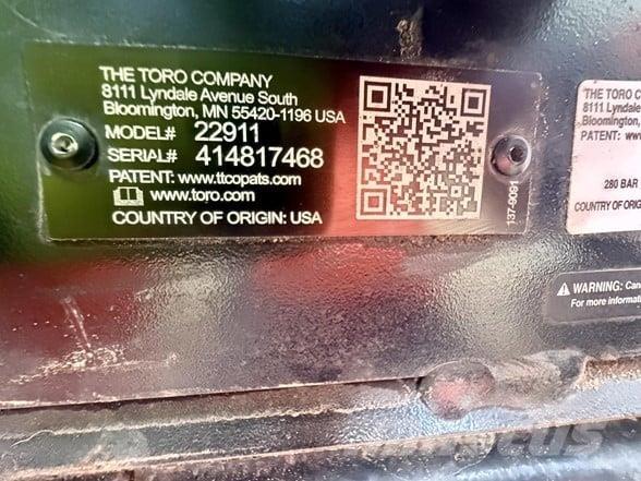 Toro 22911 Építőipar - Egyebek