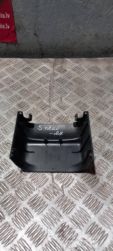 Scania G 400    1549221 Vezetőfülke és belső tartozékok