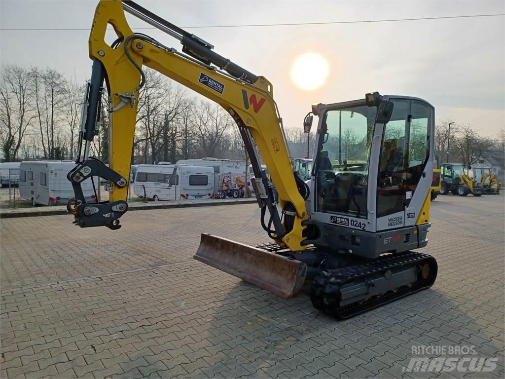 Wacker Neuson ET42 Lánctalpas kotrók