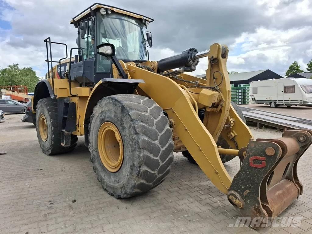 CAT 972 MXE Gumikerekes homlokrakodók
