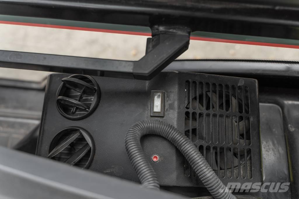 Manitou MI 30 D Dízel targoncák