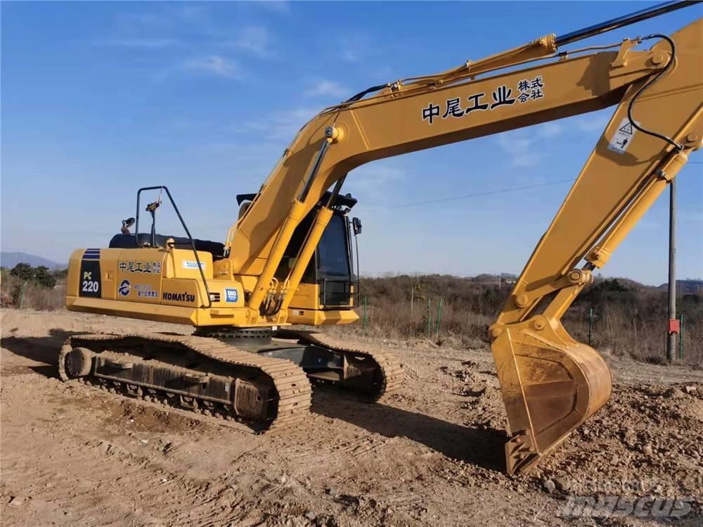 Komatsu PC 220-8 Lánctalpas kotrók