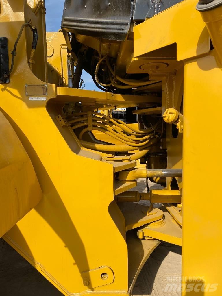 CAT 980 G Gumikerekes homlokrakodók