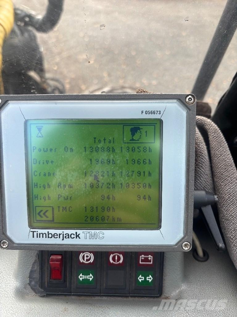 Timberjack 1270b Betakarítók