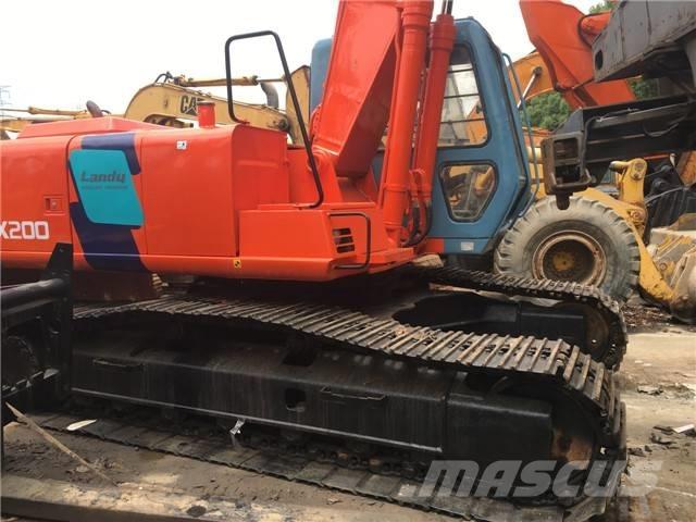 Hitachi EX 200 Lánctalpas kotrók