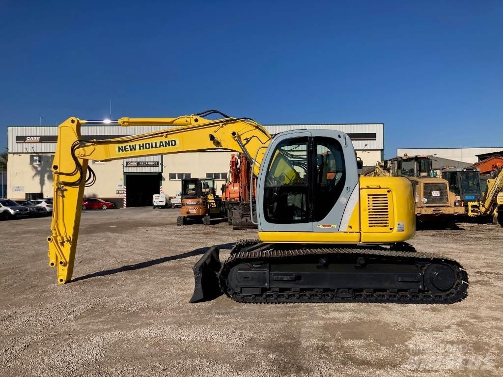 New Holland E 135 SR Közepes (midi) kotrók 7 t - 12 t