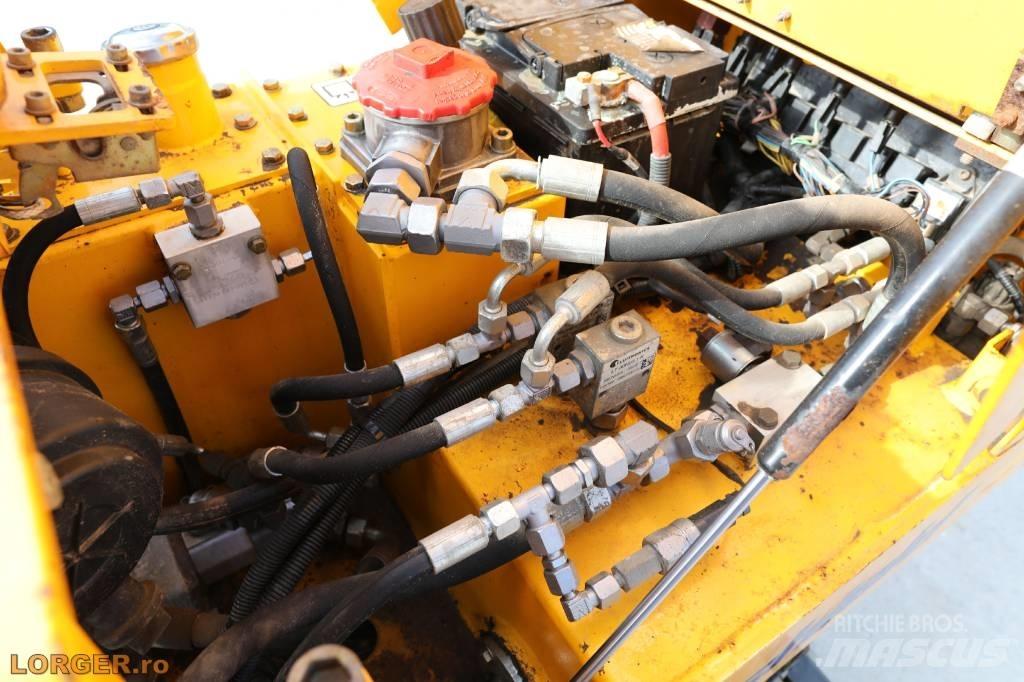 JCB VM 1500 Ikerdobos hengerek