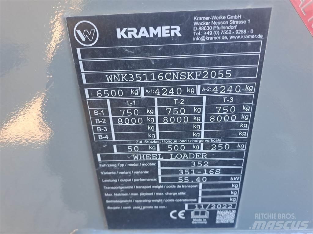 Kramer 8095 Gumikerekes homlokrakodók