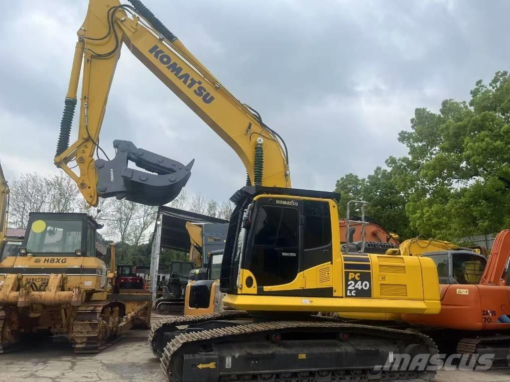 Komatsu PC 240 Lánctalpas kotrók