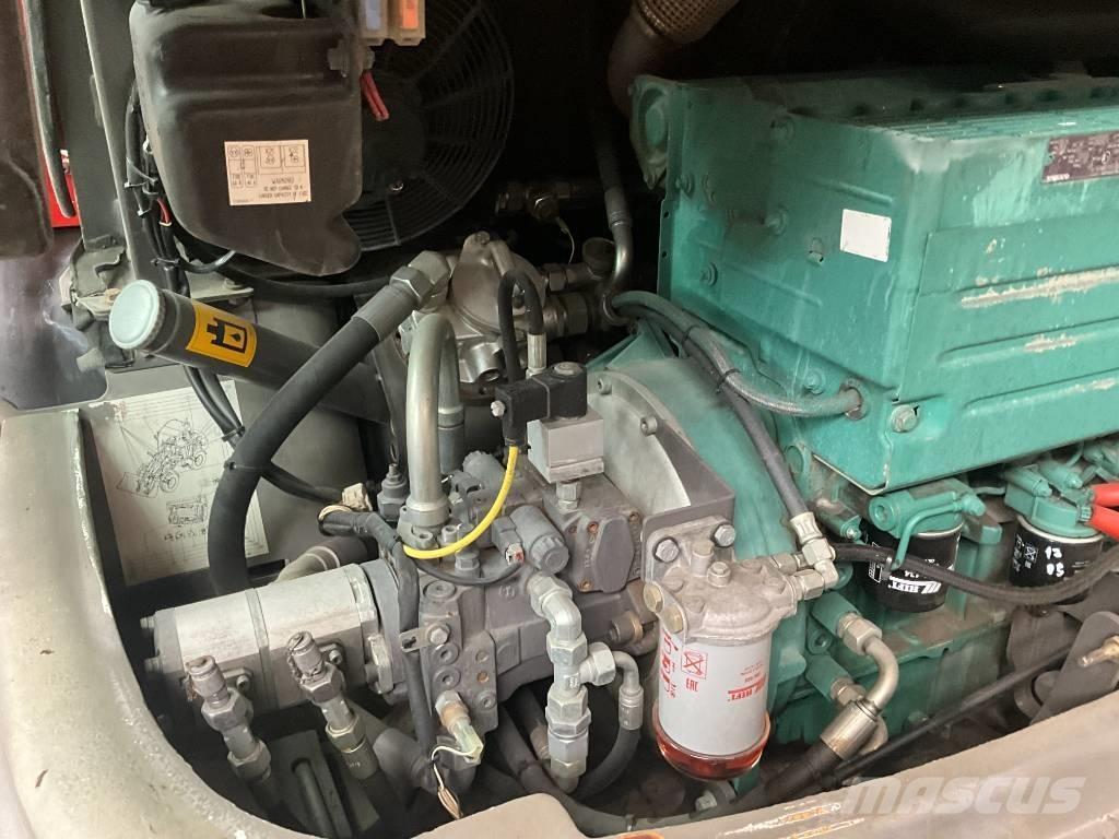 Volvo L 25 F Gumikerekes homlokrakodók