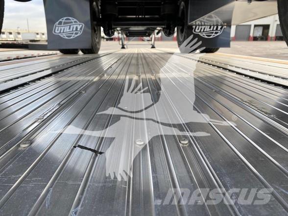 Utility 4000AE Platós / Ponyvás félpótkocsik