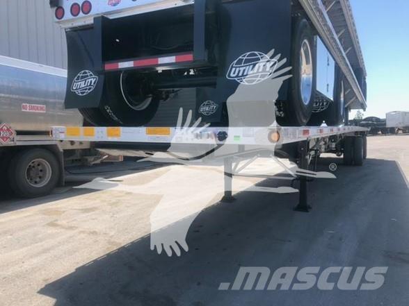 Utility 4000AE Platós / Ponyvás félpótkocsik