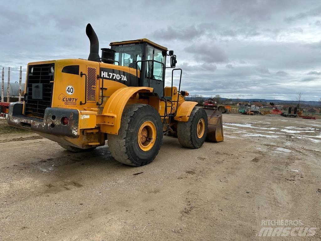Hyundai HL770-7A Gumikerekes homlokrakodók