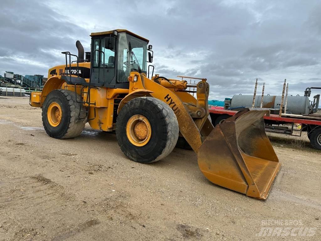 Hyundai HL770-7A Gumikerekes homlokrakodók