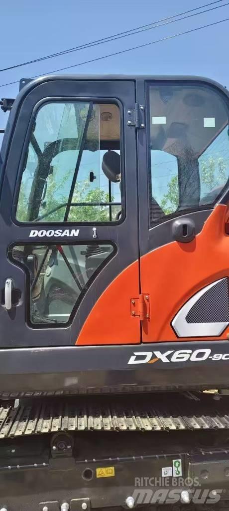 Doosan DX60 Mini kotrók < 7t