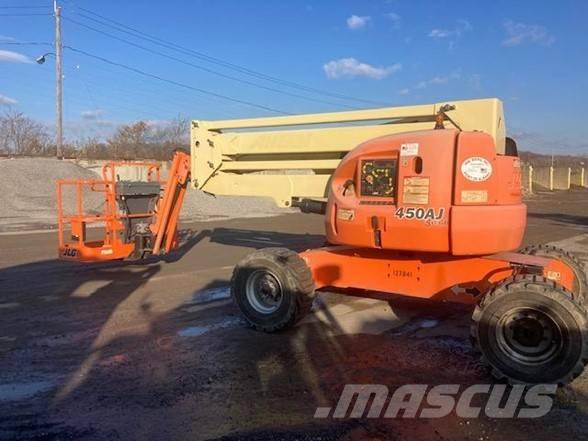JLG 450 AJ II Karos emelők