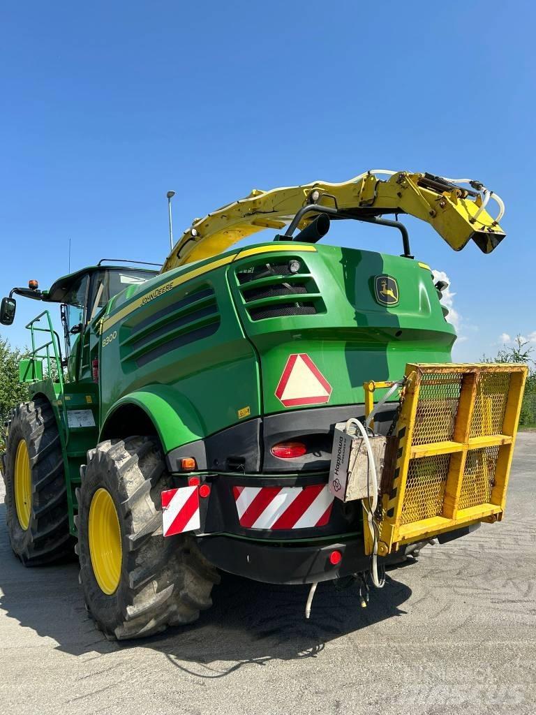 John Deere 8300i Önjáró szecskázók