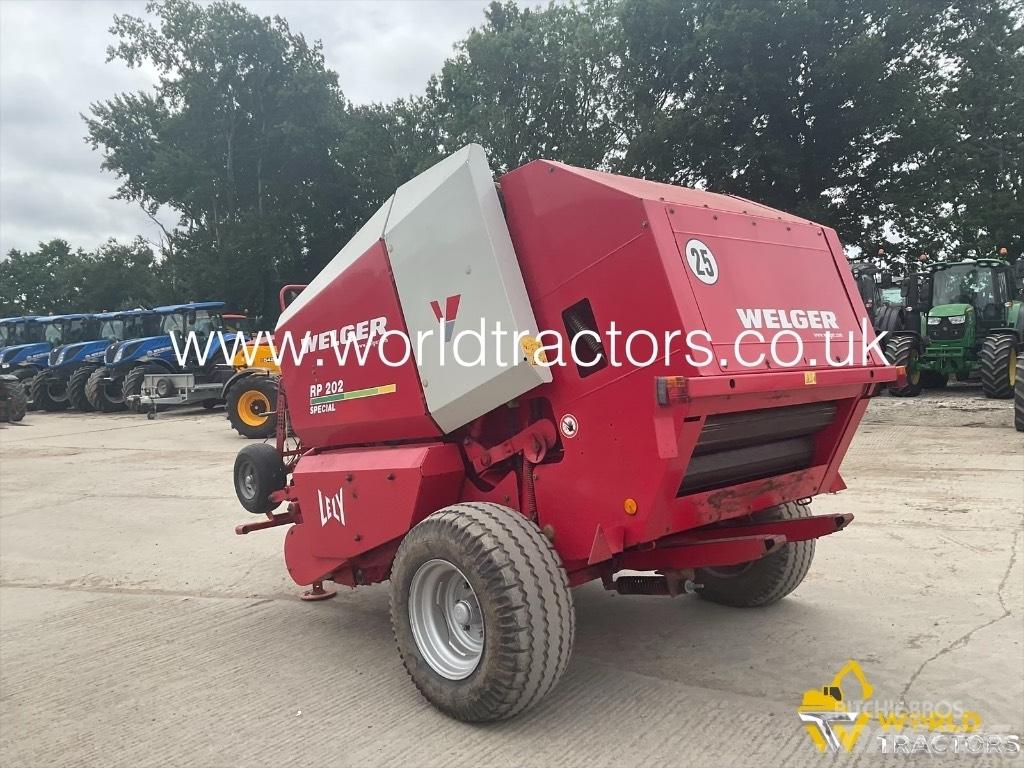 Lely WELGER RP202 Körbálázók