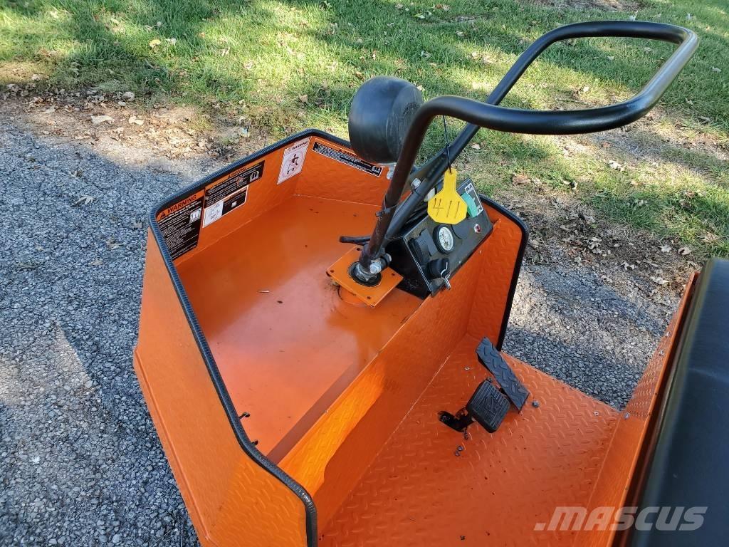 Taylor-Dunn SS536 Vontatótargonca