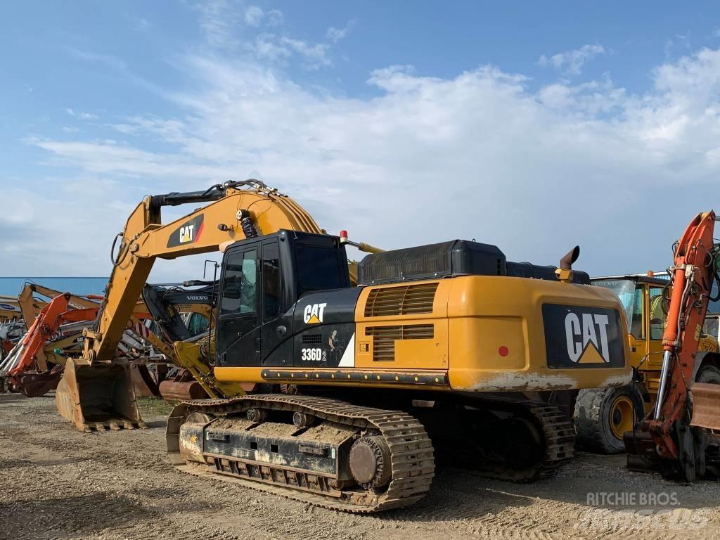 CAT 336D2 Lánctalpas kotrók