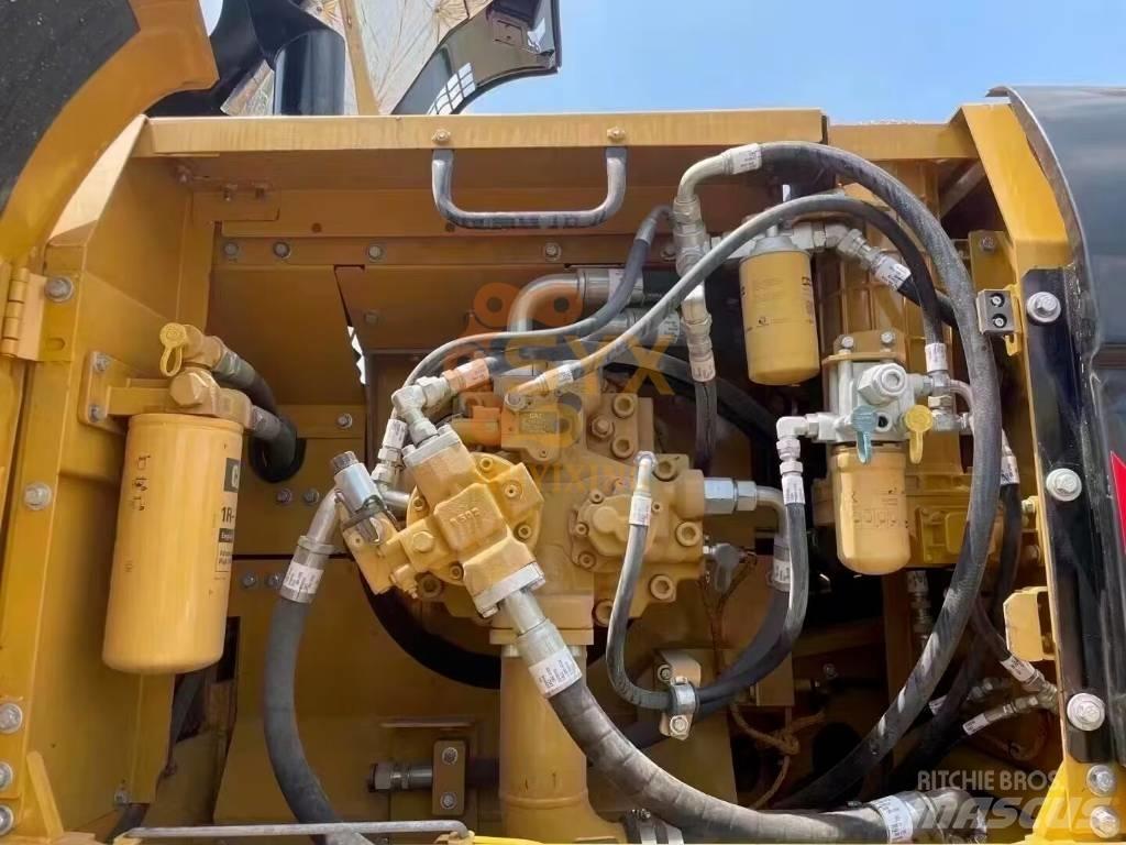 CAT 336 D Lánctalpas kotrók