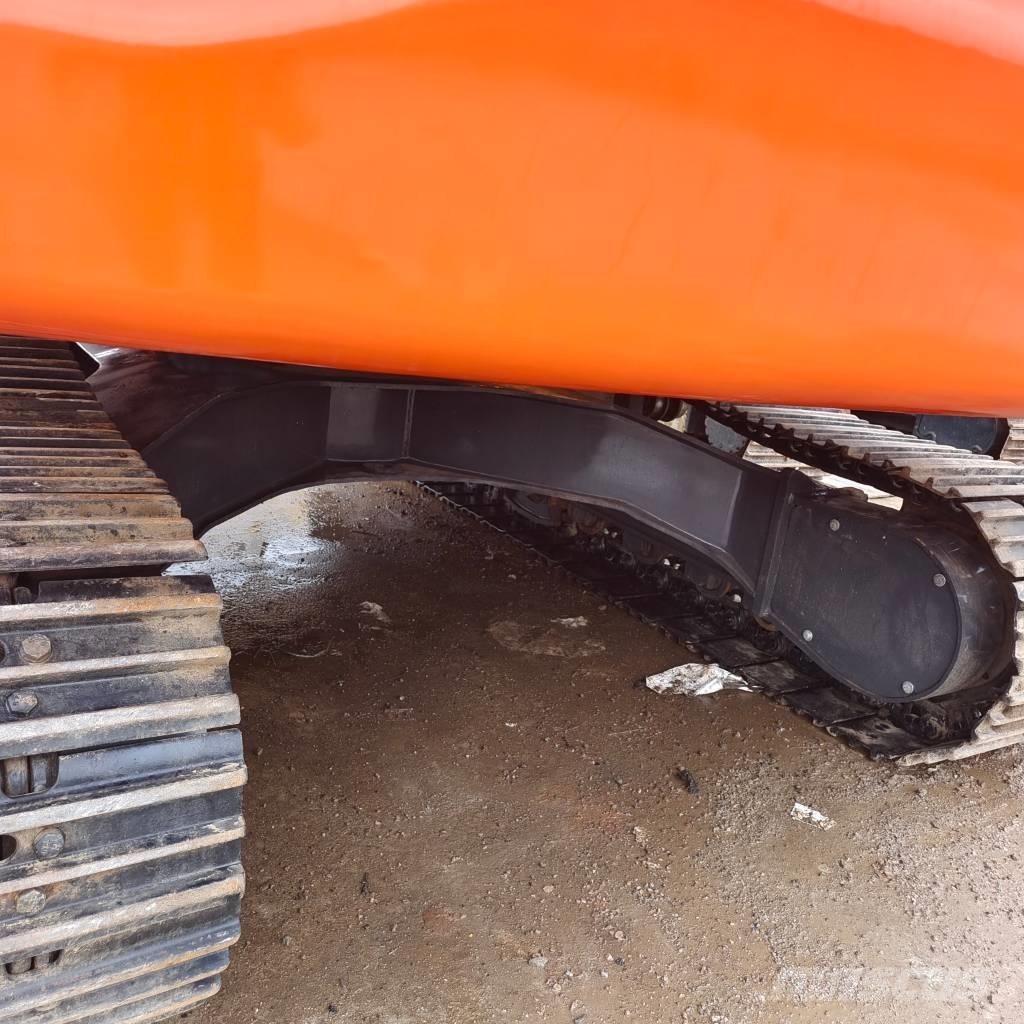 Doosan DX 225 Lánctalpas kotrók