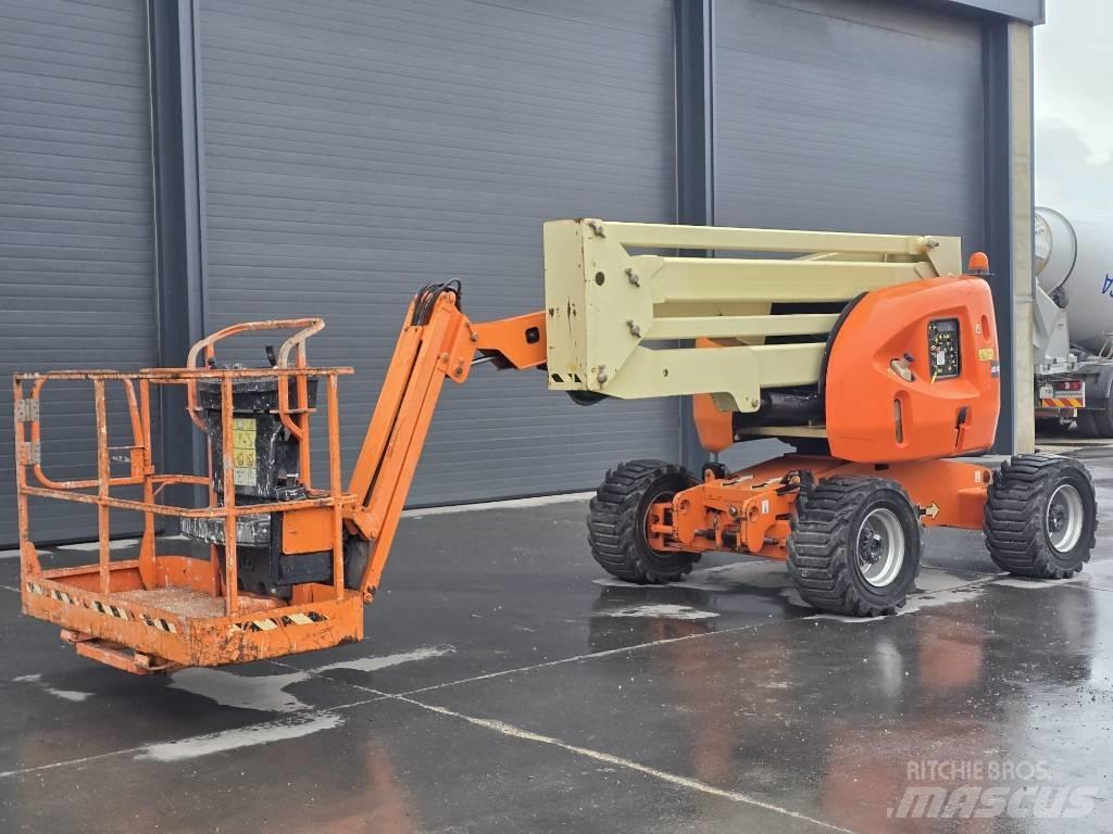 JLG 450 AJ II Karos emelők