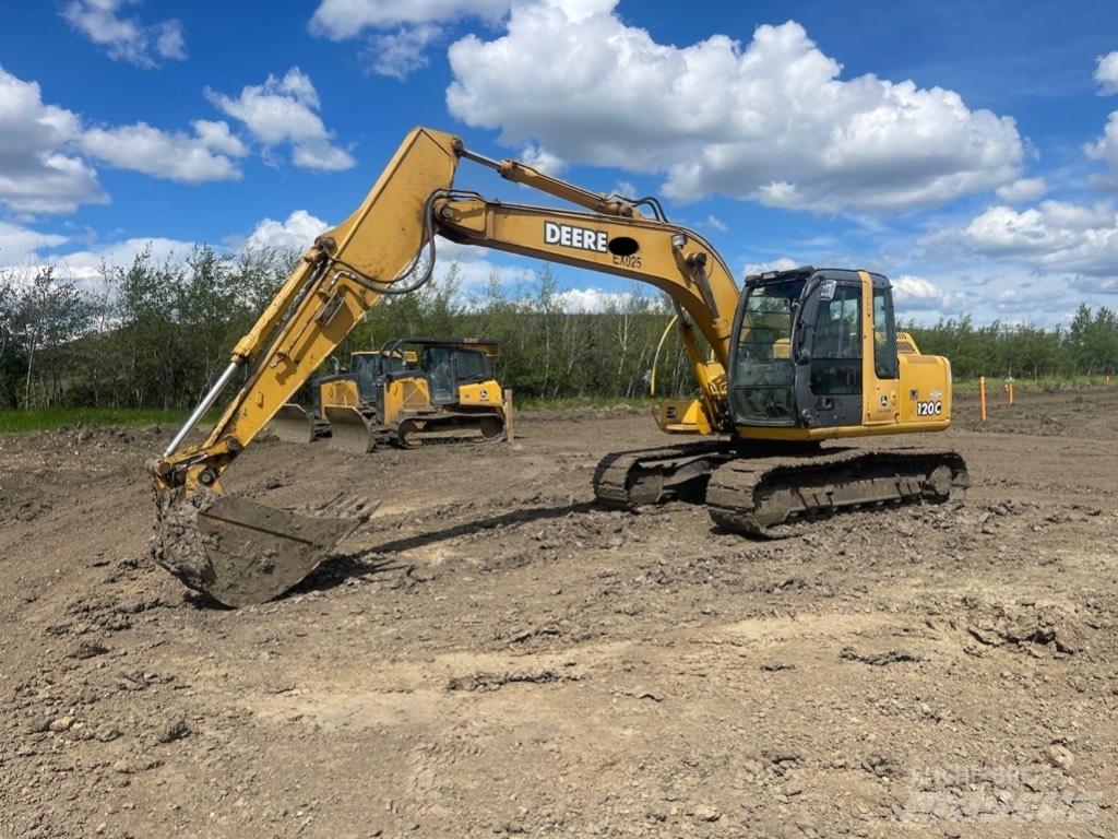 DEERE 120C Lánctalpas kotrók