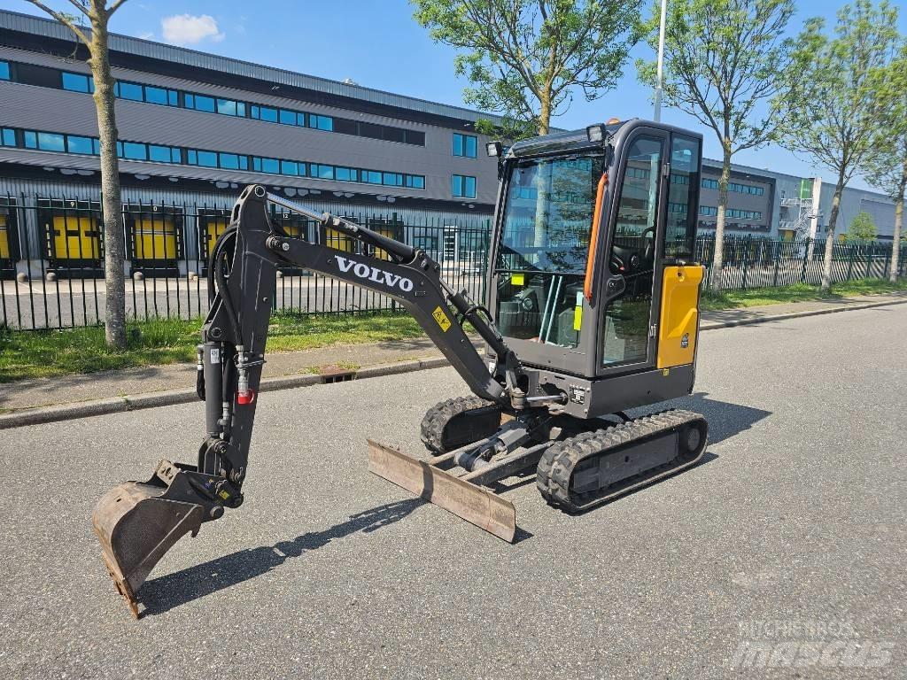 Volvo EC 18 E Mini kotrók < 7t