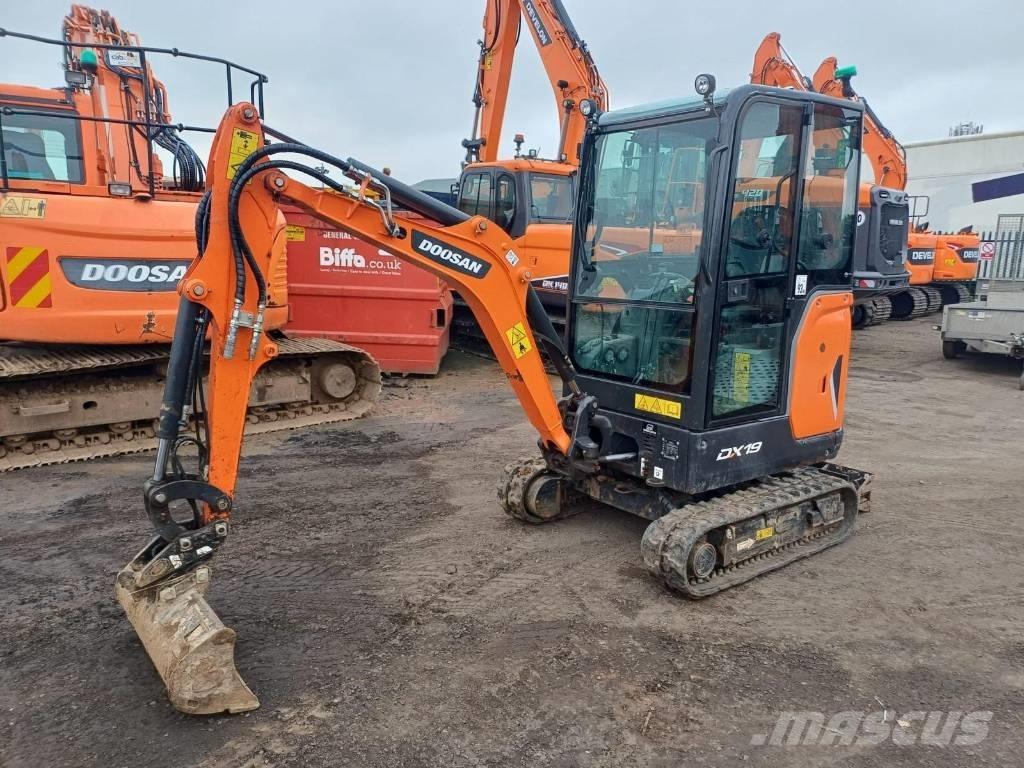 Doosan DX 19 Mini kotrók < 7t