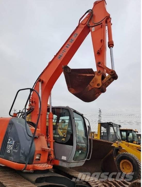 Hitachi ZX 135 US Lánctalpas kotrók