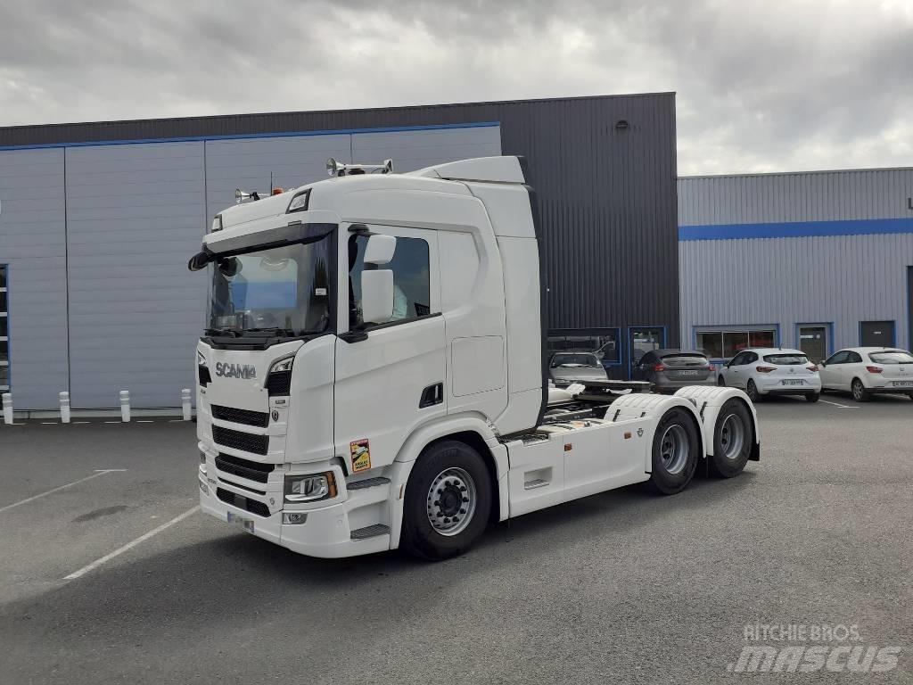 Scania R 590 V8 6x4 Nyergesvontatók
