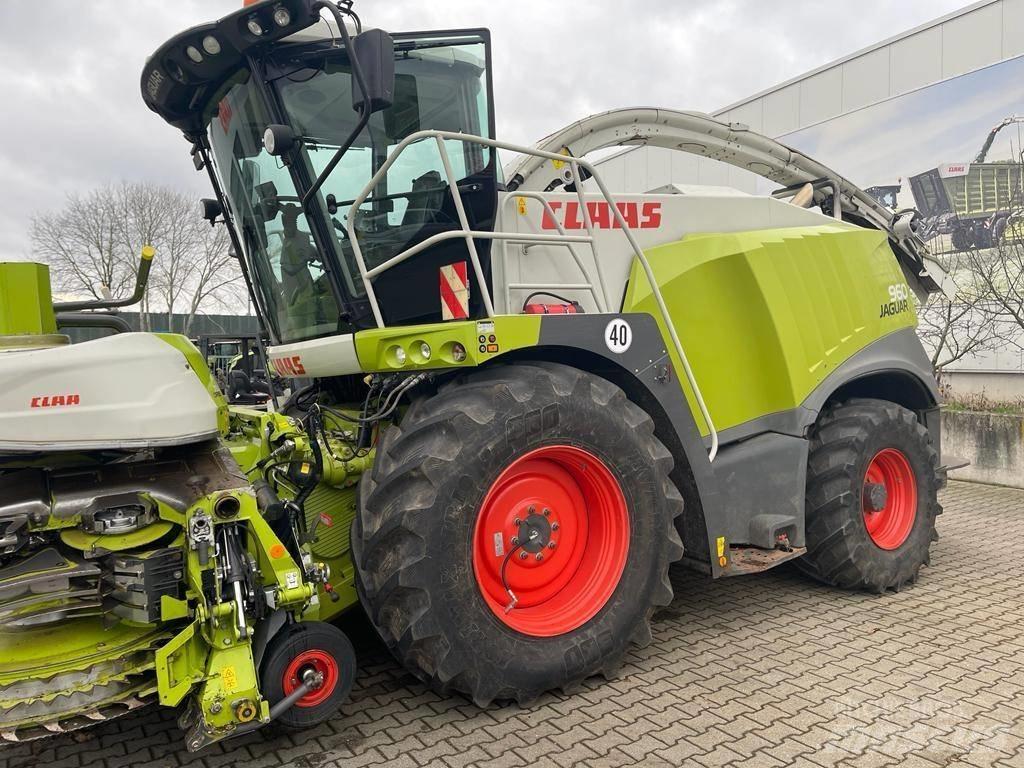 CLAAS Jaguar 960 Önjáró szecskázók