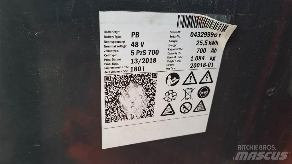 Linde E18PH-02 Elektromos targoncák