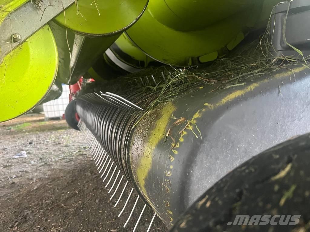 CLAAS Jaguar 930 Önjáró szecskázók