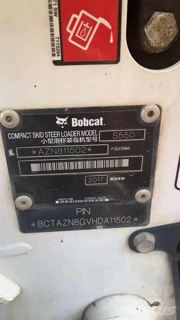 Bobcat S 550 Gumikerekes homlokrakodók
