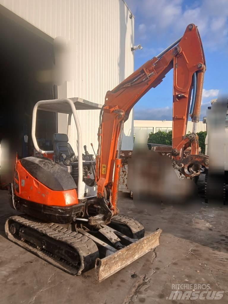 Kubota KX 61-3 Mini kotrók < 7t