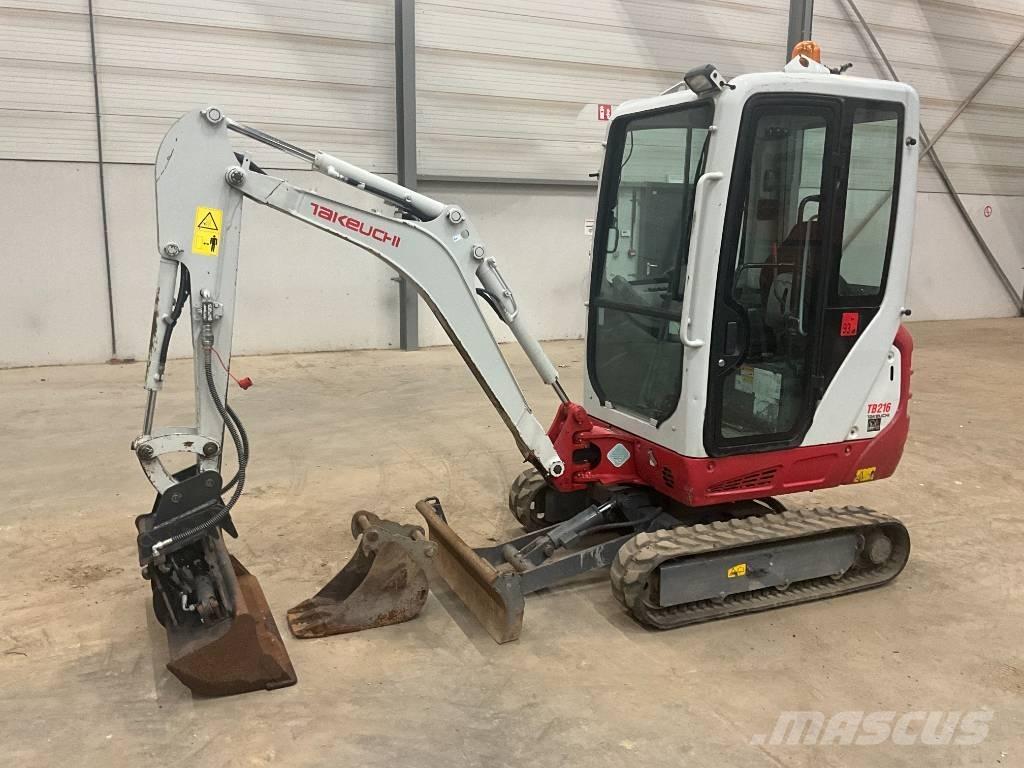 Takeuchi TB 216 Mini kotrók < 7t
