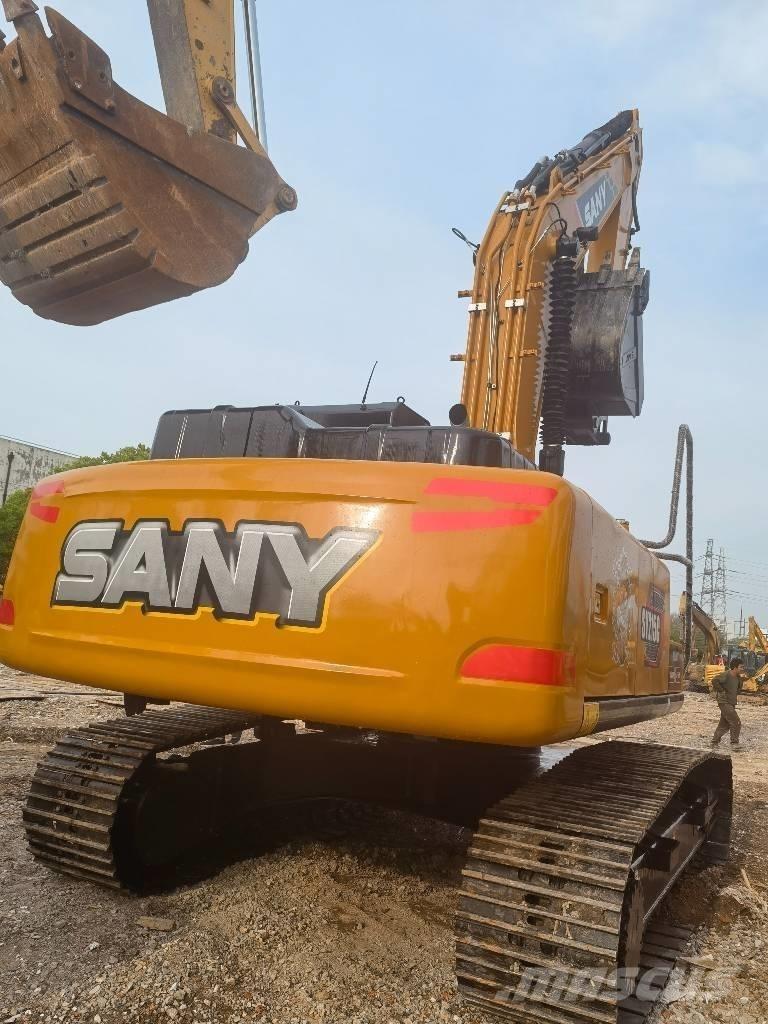 Sany SY 215 C Közepes (midi) kotrók 7 t - 12 t