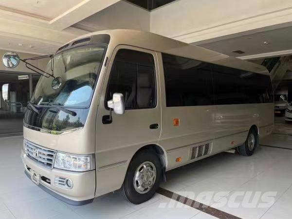 Toyota Coaster Bus Mini buszok