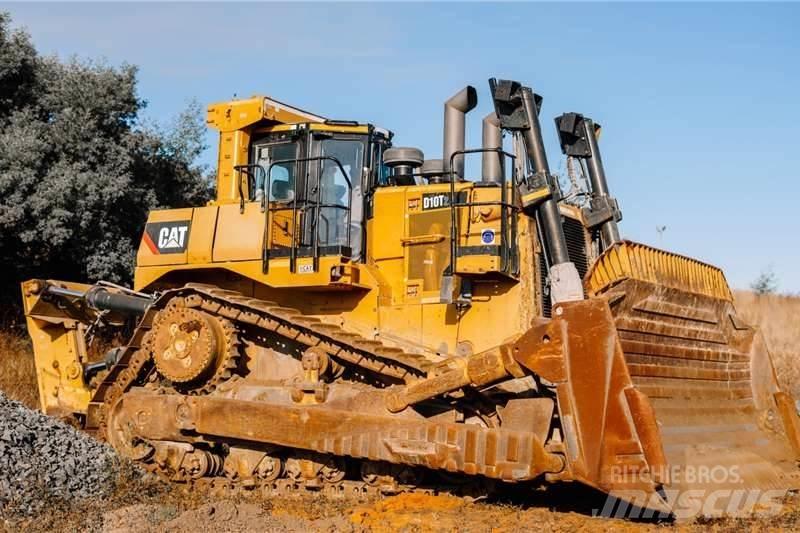 CAT D10T lánctalpas dózerek