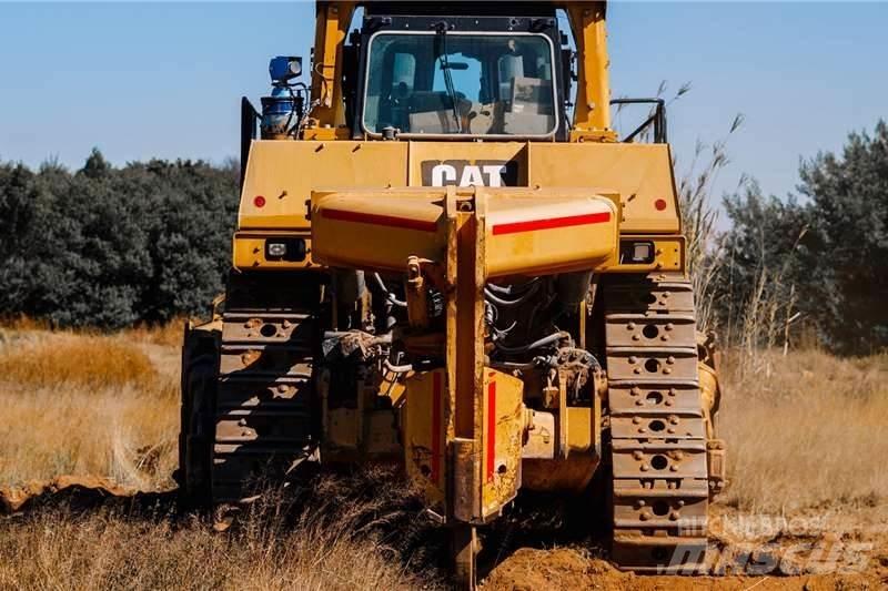 CAT D10T lánctalpas dózerek