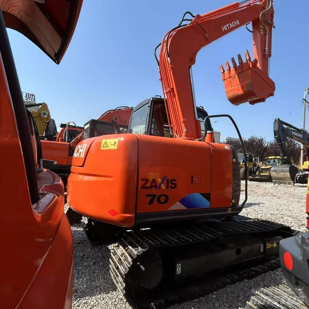 Hitachi ZX 70 Lánctalpas kotrók